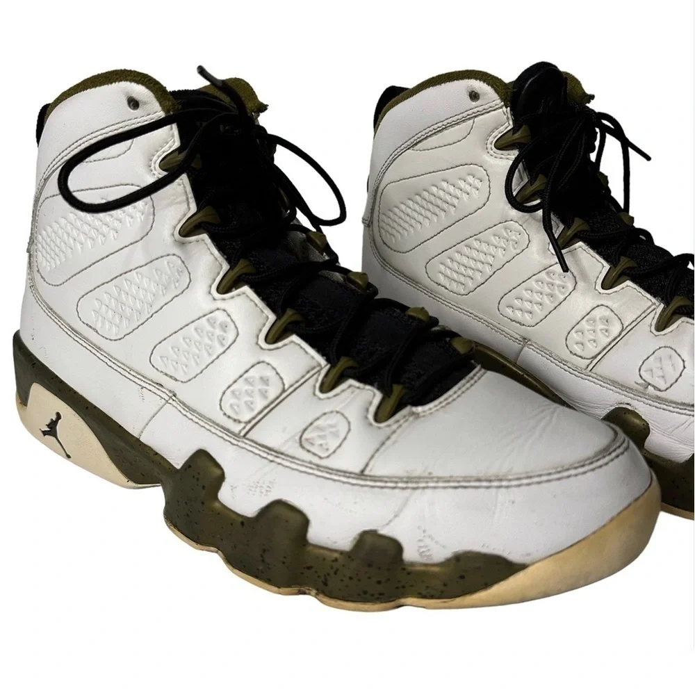 Nike Air Jordan 9’s Statue Sneakers Retro White Gold‎ IX 2015